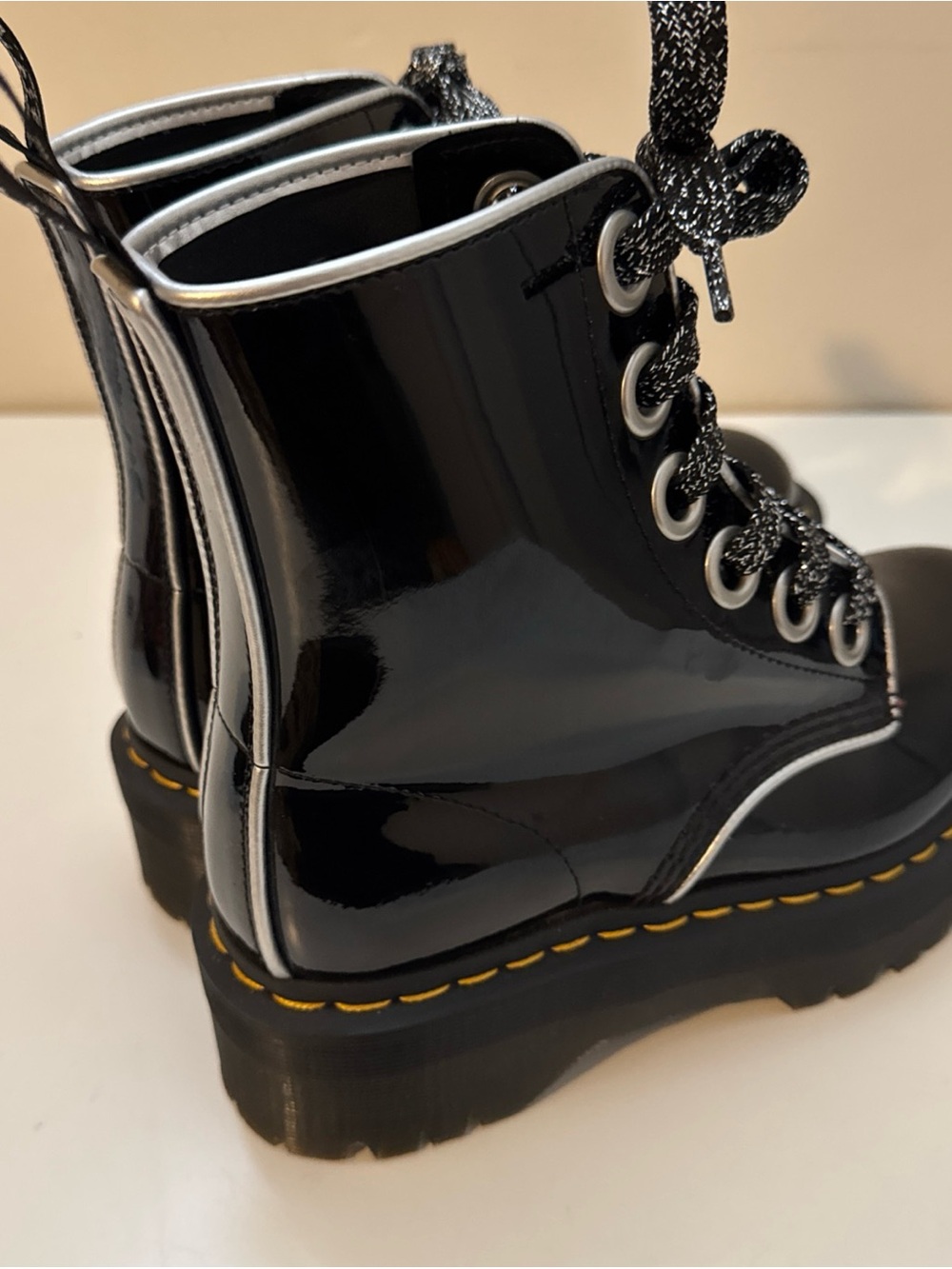 Dr. Martens Women's Molly Platform Retro Quad Black Patent Lamper US 7 RARE!!! - Picture 4 of 10